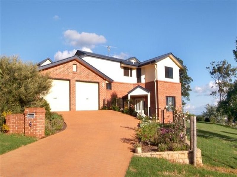 6 High Street, Highfields QLD 4352