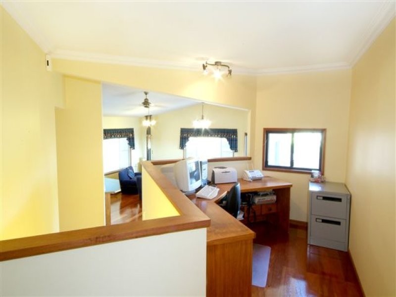 6 High Street, Highfields QLD 4352