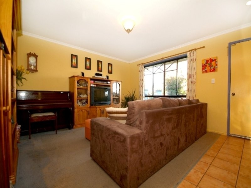 305 Greenwattle Street, Wilsonton QLD 4350