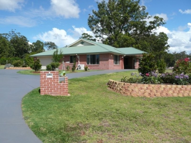5 Berghofer Drive, Highfields QLD 4352