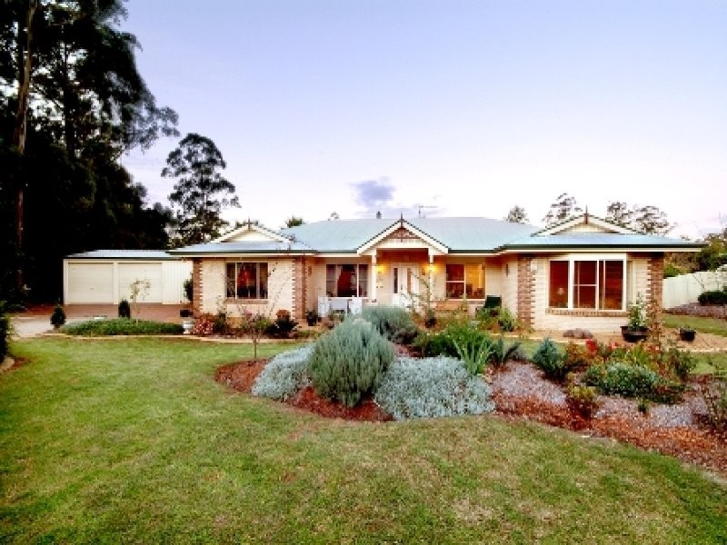 6 Clarke Road, Highfields QLD 4352