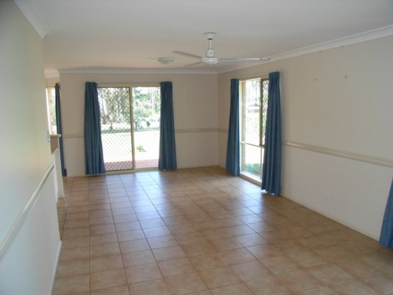 19 Diosma Drive, Highfields QLD 4352