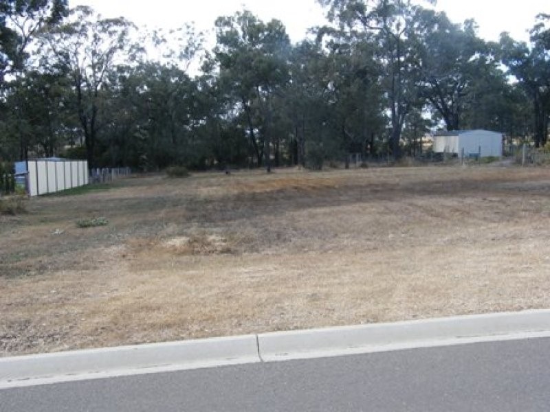 15 Highland Park Road, Meringandan West QLD 4352