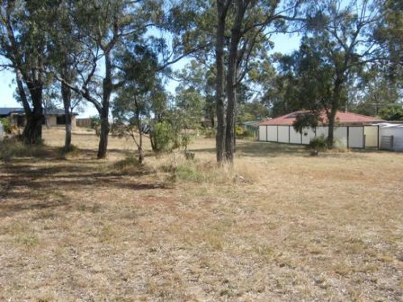 15 Highland Park Road, Meringandan West QLD 4352