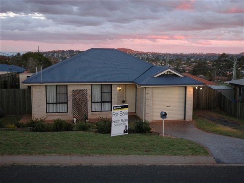 14 Watervale Street, Wilsonton QLD 4350