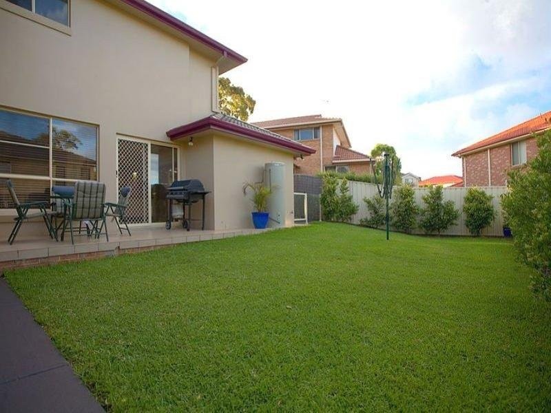 4 Parkwood Drive, Menai NSW 2234