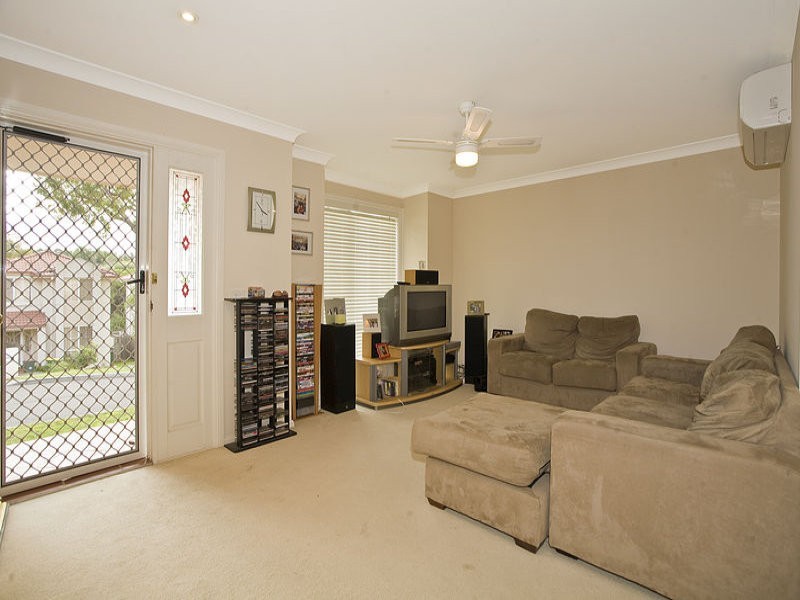 18 Oakwood Way, Menai NSW 2234