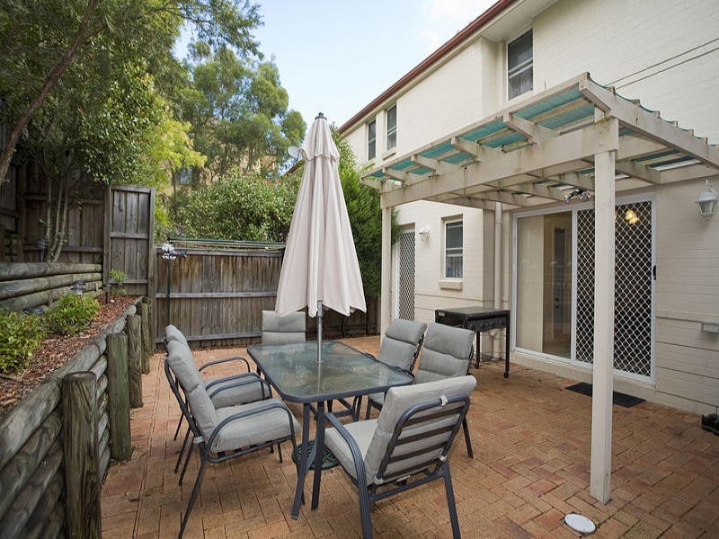 18 Oakwood Way, Menai NSW 2234