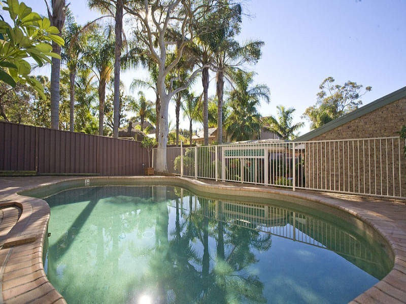 60 Sylvan Ridge Drive, Illawong NSW 2234