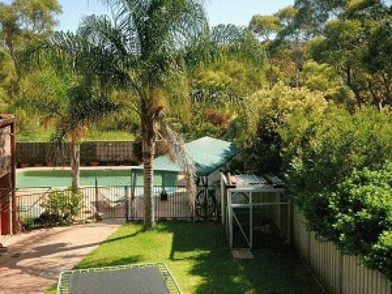 17 Austin Street, Illawong NSW 2234