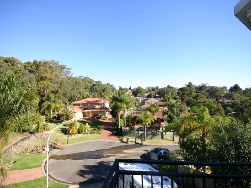 4 Quist Place, Menai NSW 2234