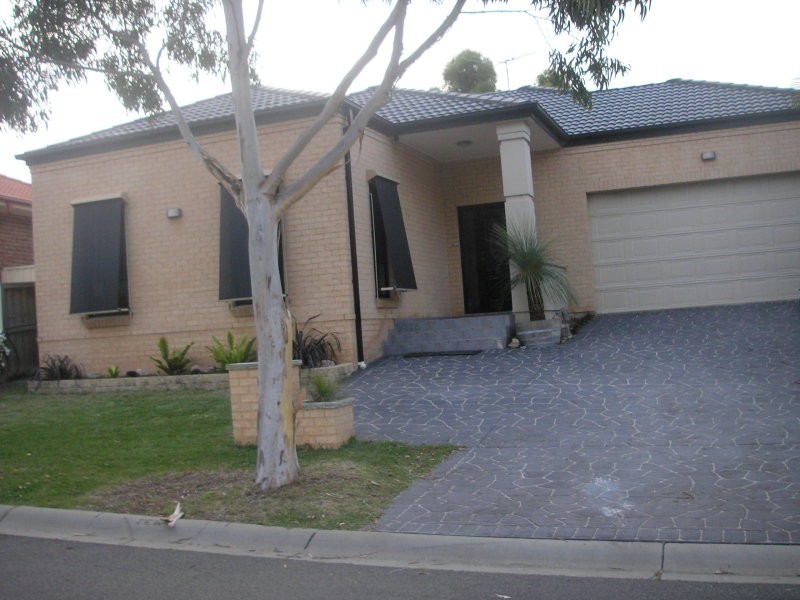 74 Mina Road, Menai NSW 2234