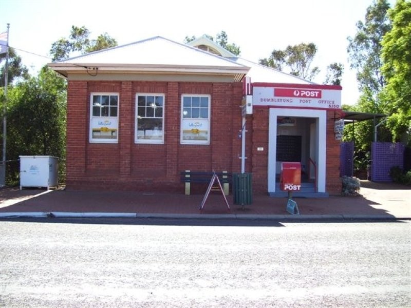 28 Absolon Street, Dumbleyung WA 6350