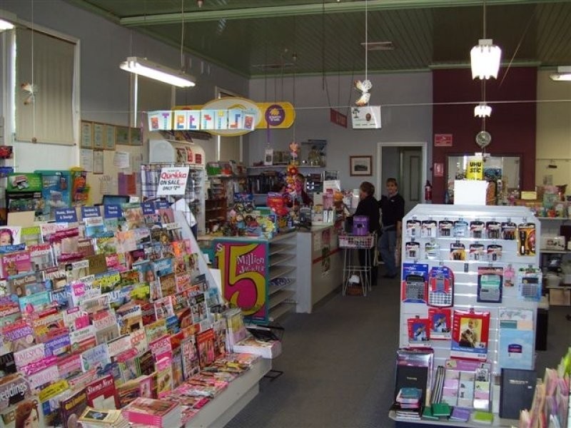 28 Absolon Street, Dumbleyung WA 6350