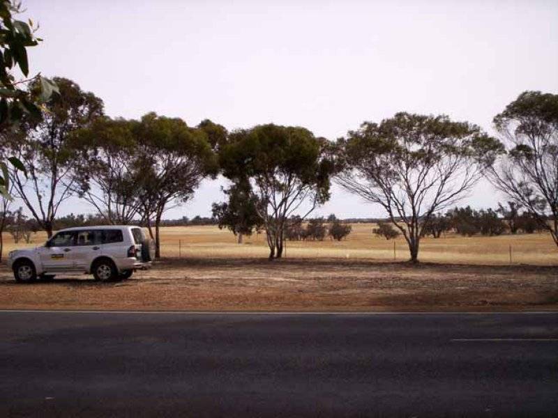 Moojebing Road, Katanning WA 6317