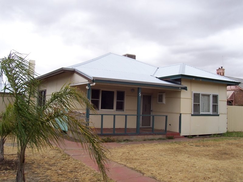 12 Arbour Street, Katanning WA 6317