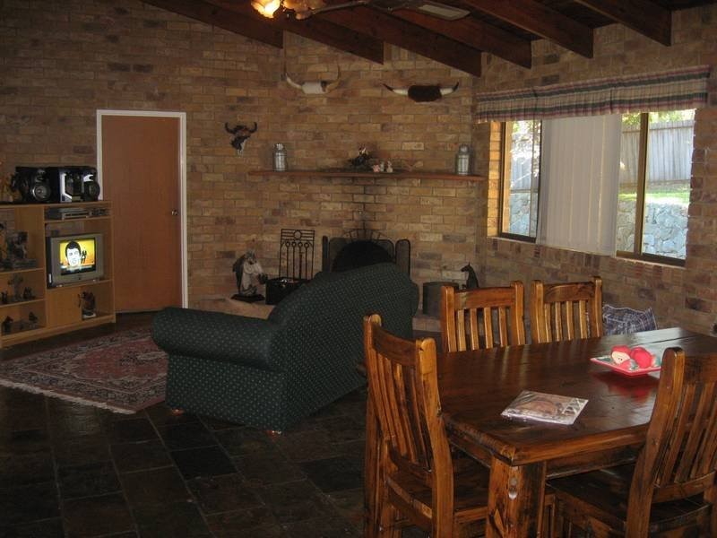 7 Thompson Road, Dakabin QLD 4503