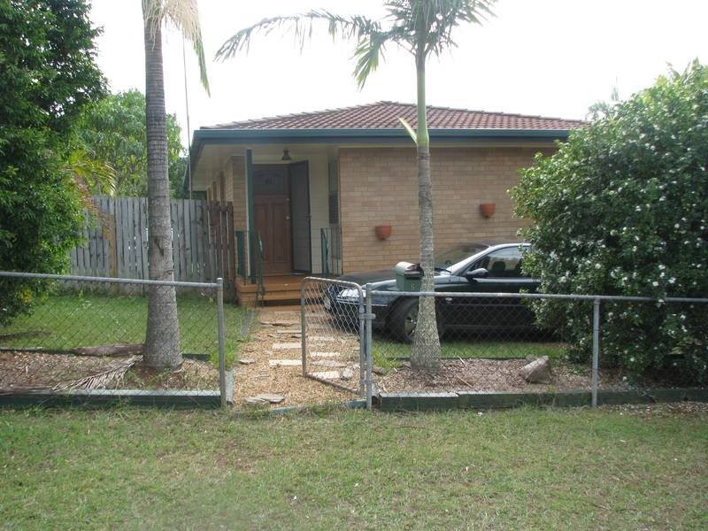 5 Ian Court, Kallangur QLD 4503