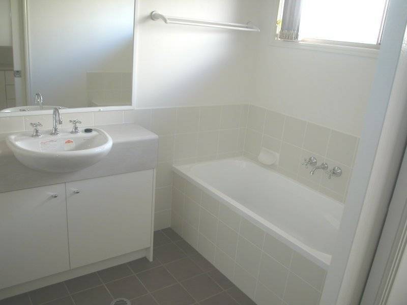 1 Tenzing Court, Warner QLD 4500