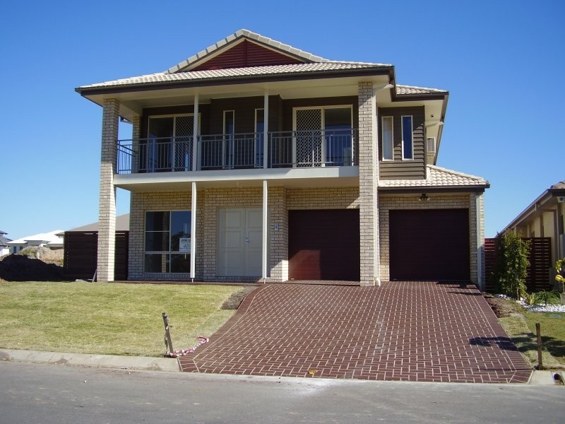 16 Wallaroo Circuit, North Lakes QLD 4509