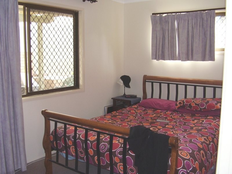 5 Roseville Street, Petrie QLD 4502