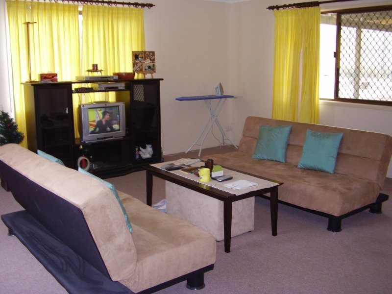 5 Roseville Street, Petrie QLD 4502