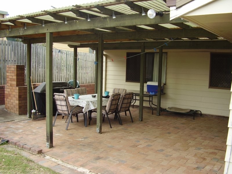 5 Roseville Street, Petrie QLD 4502