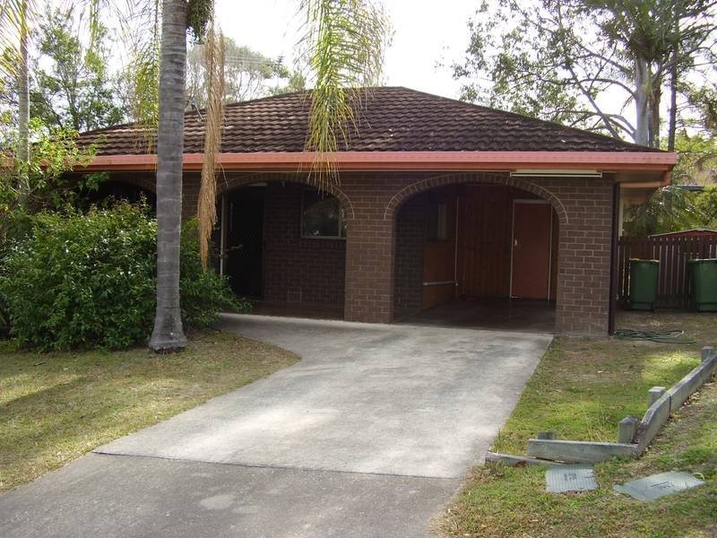 9 Belrose Avenue, Petrie QLD 4502