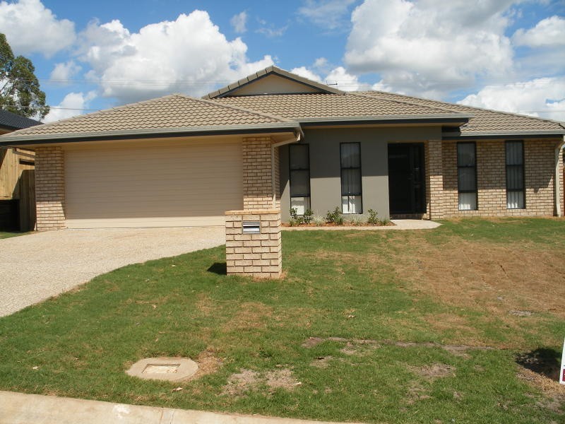 9 Mikaela Ct, Kallangur QLD 4503