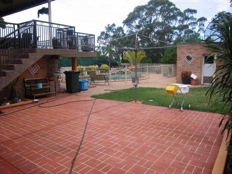 30 Twenty Second Ave, West Hoxton NSW 2171