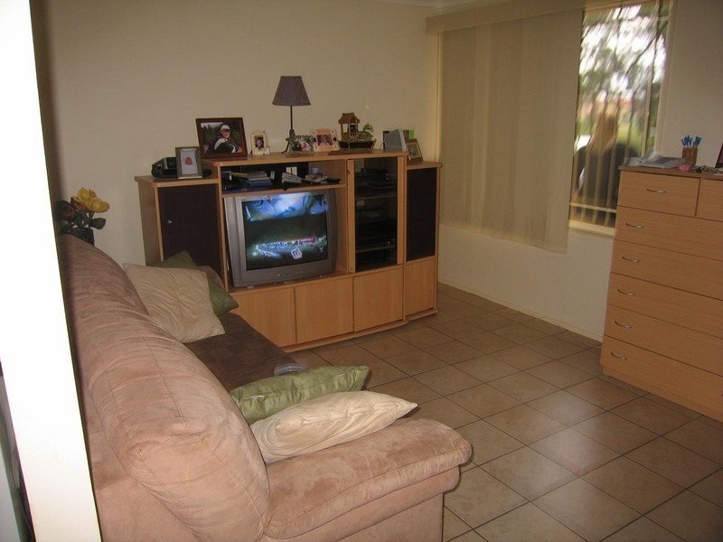 28 Bellingen Way, Hoxton Park NSW 2171