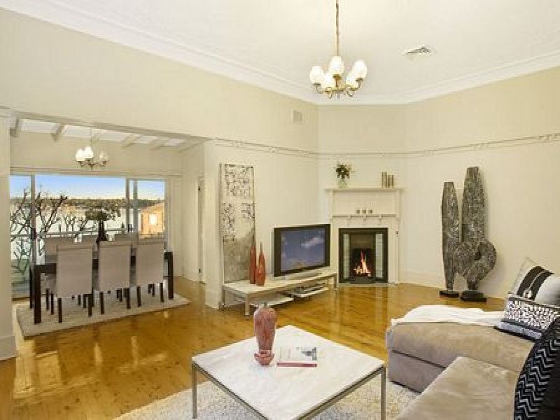 27 Phillips Street, Cabarita NSW 2137