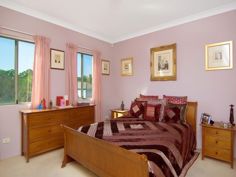 5 2A Walton Cresent, Abbotsford NSW 2046