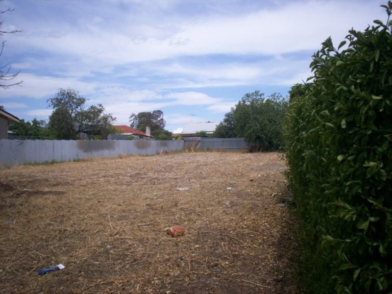 20 Amber Avenue, Clearview SA 5085