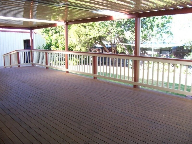 5 Batley Street, Para Vista SA 5093