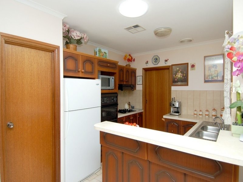 17 Athos Place, Paradise SA 5075