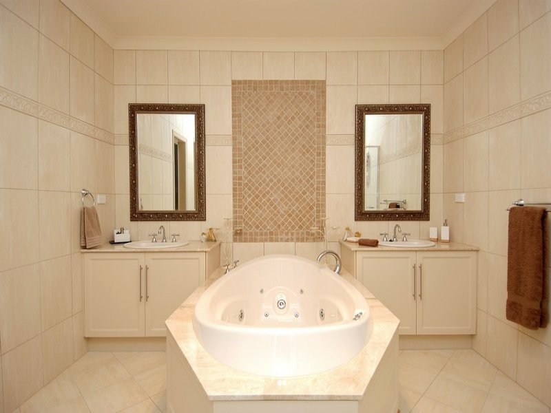 8 Riviera Road, Sellicks Beach SA 5174