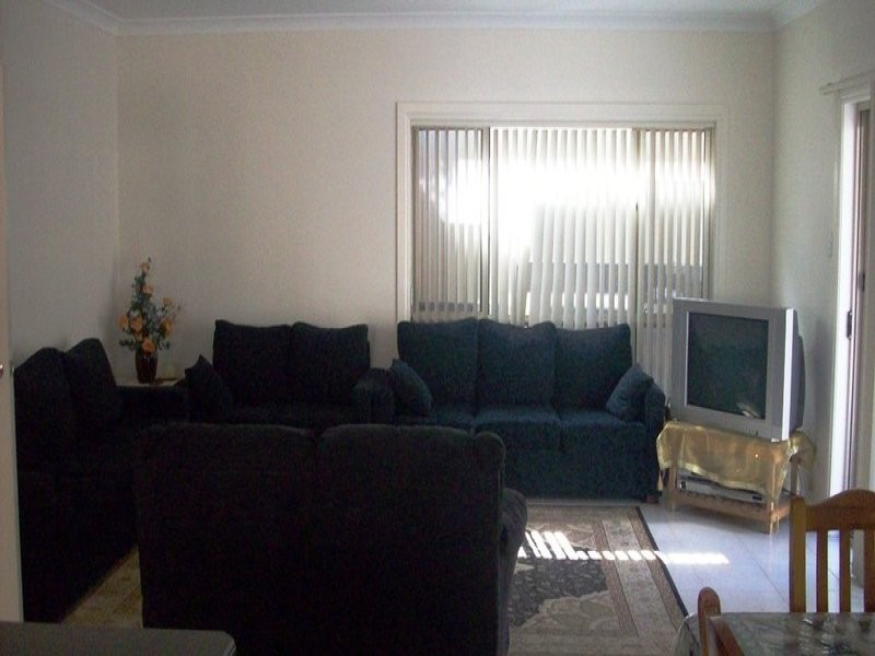 6 John Street, Para Hills SA 5096