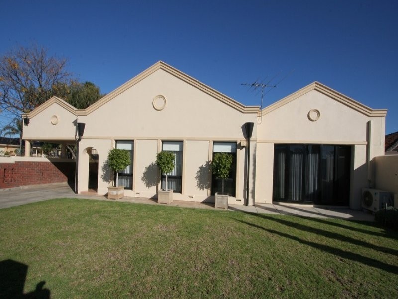 8 Gosford Street, Hectorville SA 5073
