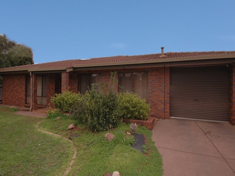 4 Deanna Avenue, Paralowie SA 5108