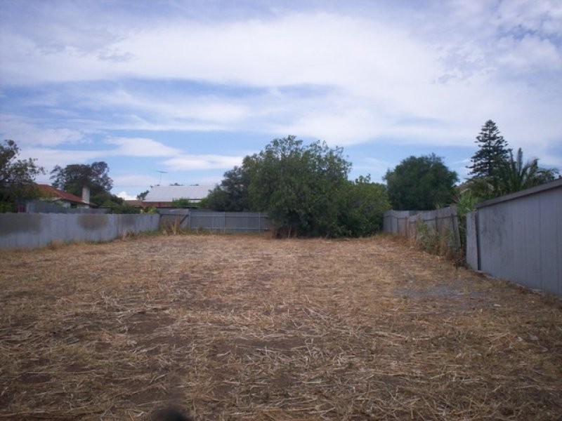 20 Amber Avenue, Clearview SA 5085