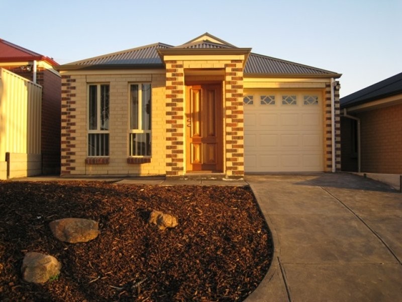 3 Melrose Avenue, Clearview SA 5085