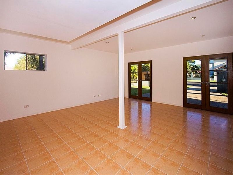 35 Mainsail Street, Currumbin Waters QLD 4223