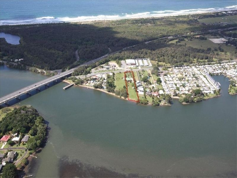 11 Chinderah Bay Drive, Chinderah NSW 2487
