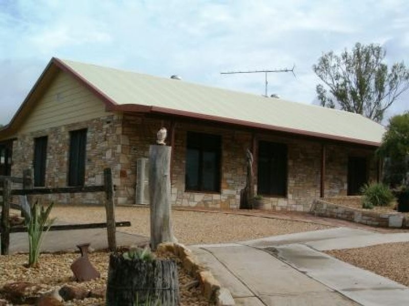 7 WODEN STREET, Murphys Creek QLD 4352