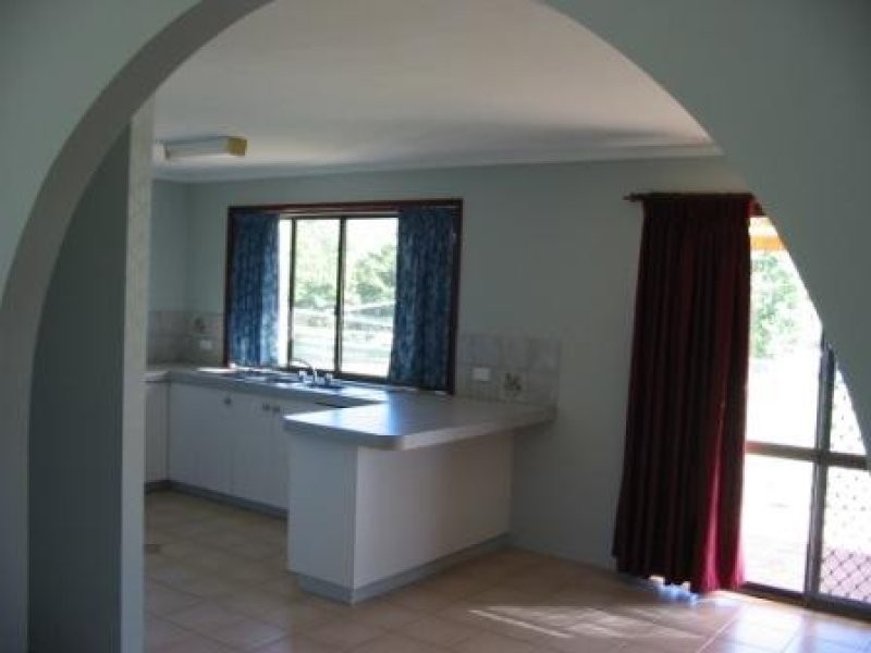 10 Vista Ct, Withcott QLD 4352