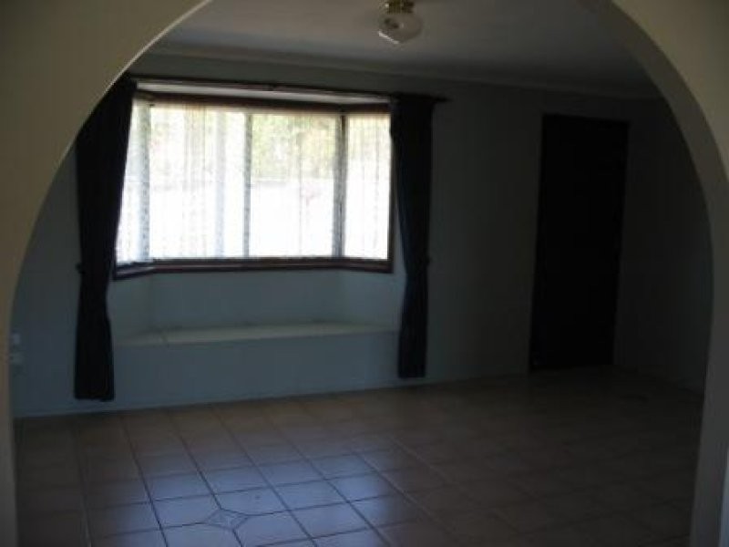 10 Vista Ct, Withcott QLD 4352