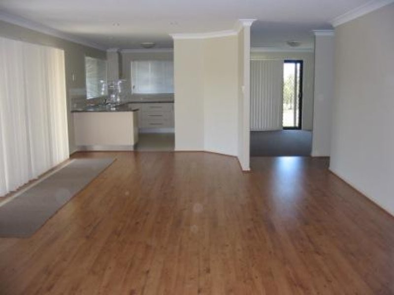 271 Jones Rd, Withcott QLD 4352