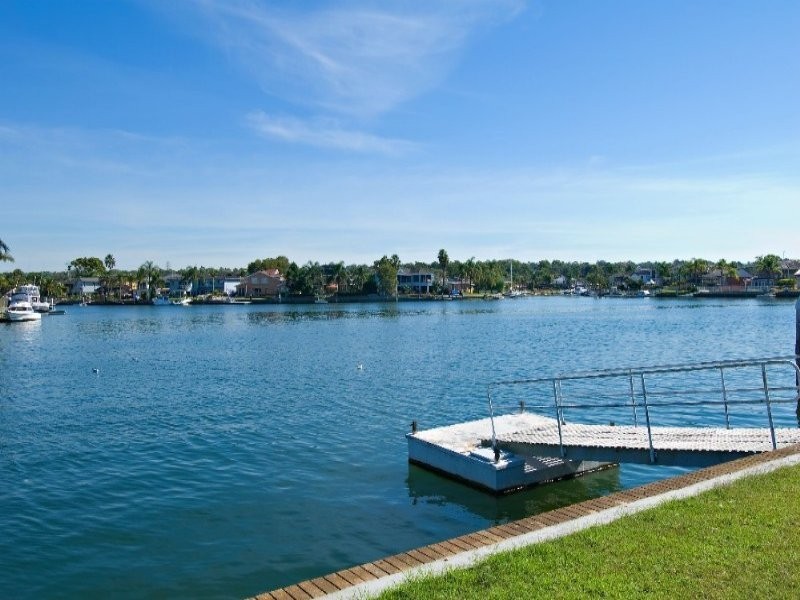 15 Hawkesbury Esplanade, Sylvania Waters NSW 2224