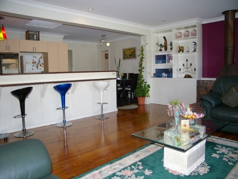 8 Wollondilly Place, Sylvania Waters NSW 2224